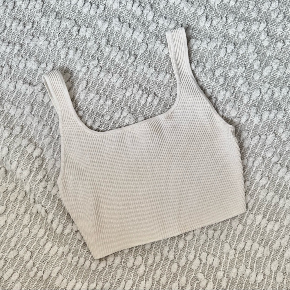 Babaton Cream Ribbed Crop Top - Picture 4 of 7